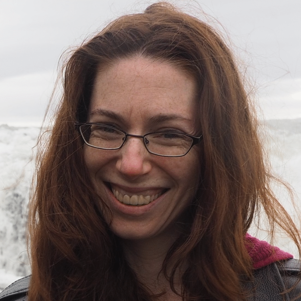 Headshot Gilly Nadel