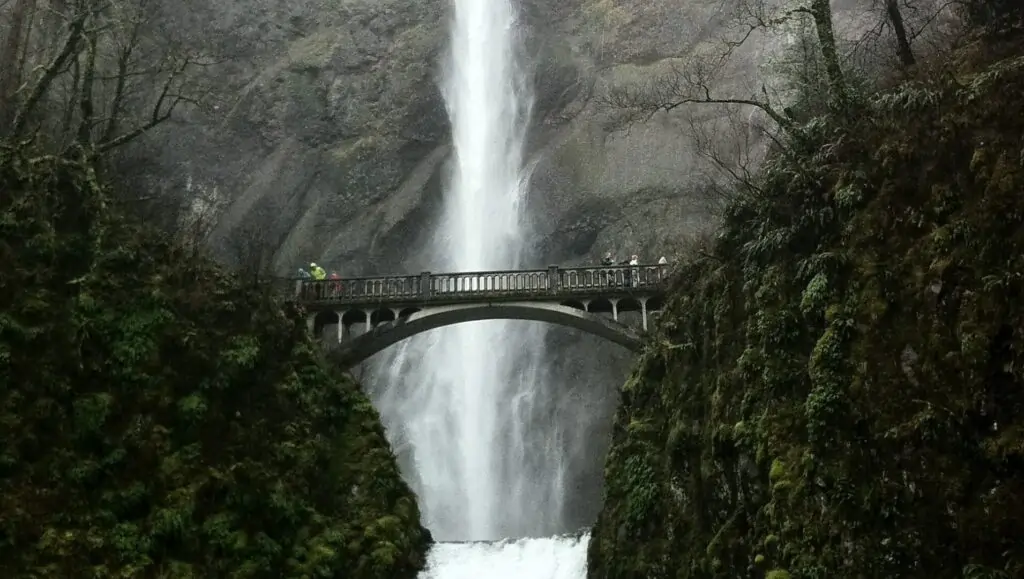 Multnoma Falls