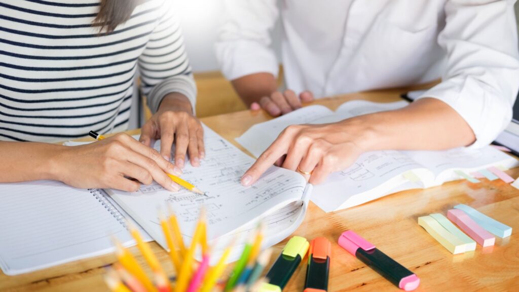 5 Reasons for One-on-One Tutoring (and How to Get the Most Out of It) 186 one on one tutoring 19202411080